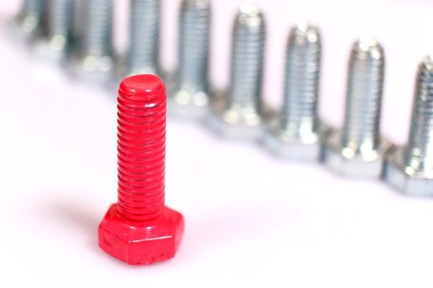 5 REASONS YOU SHOULD USE PLASTIC SCREWS